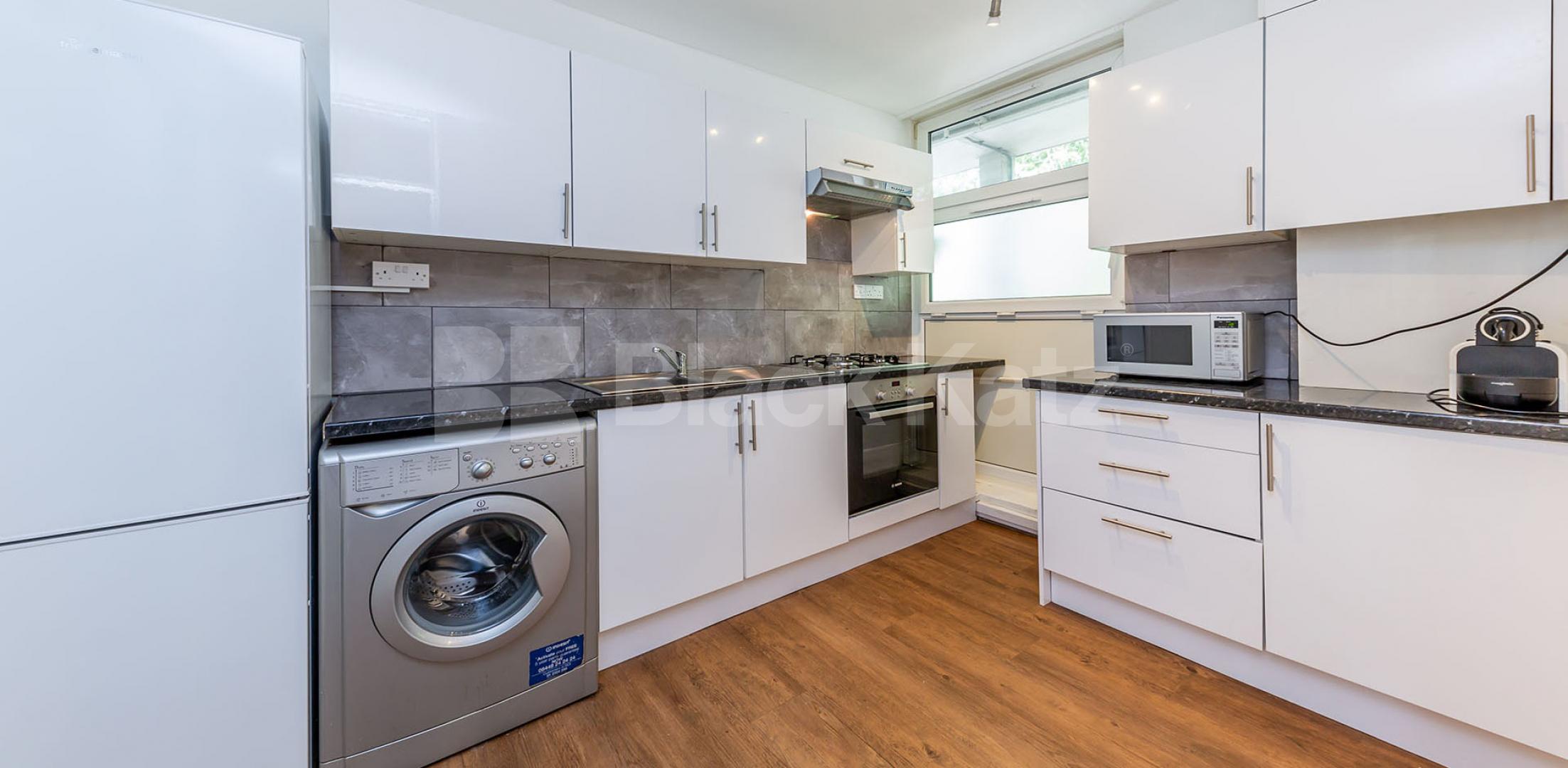 Spacious split level modern 3 bed by UCL & Euston  Compton Close, Camden / Euston